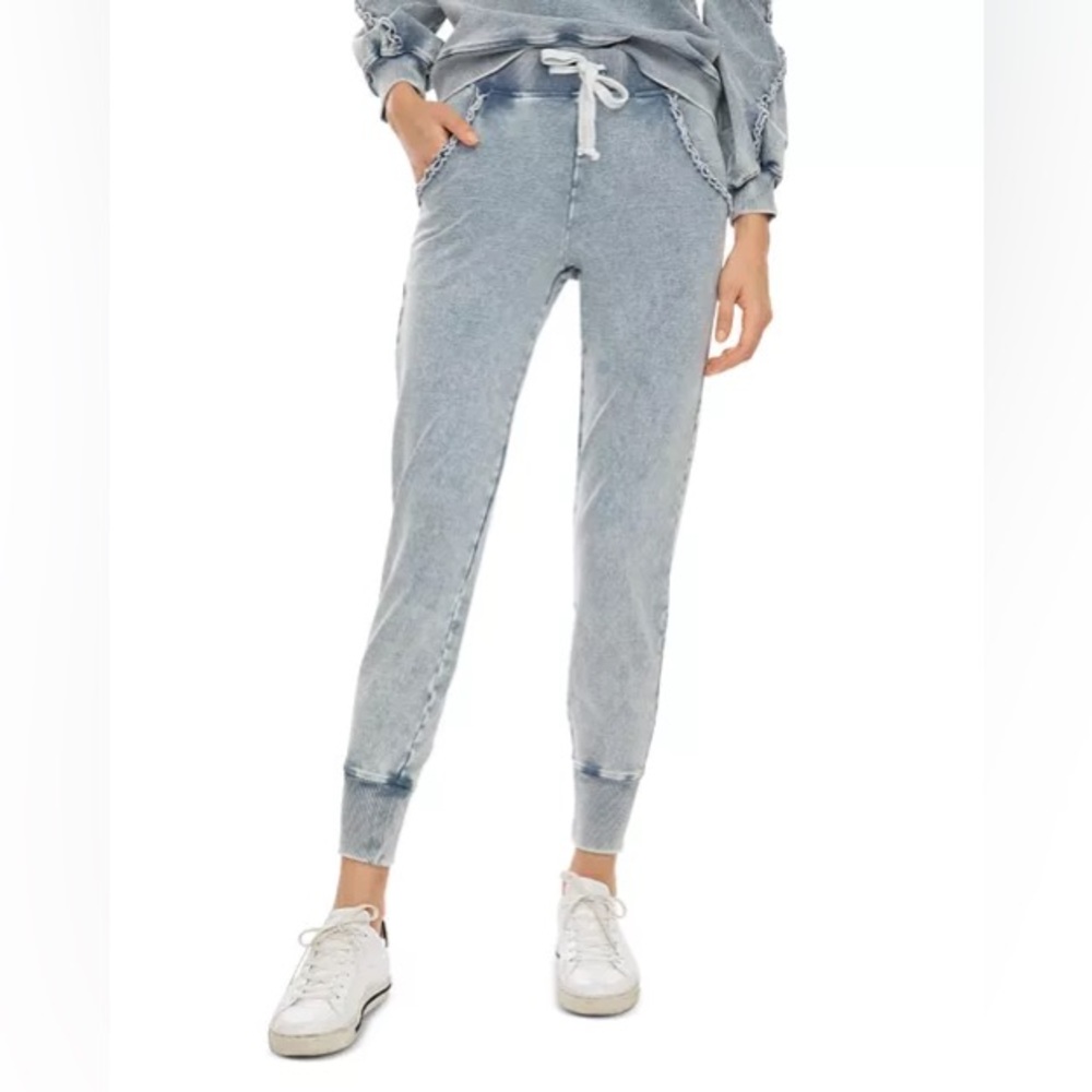 Generation Love NWT Daisy Ruffled Sweatpants | L